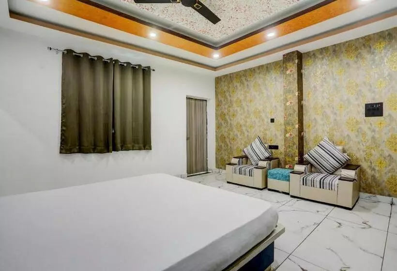 Hôtel Oyo Varda Resort