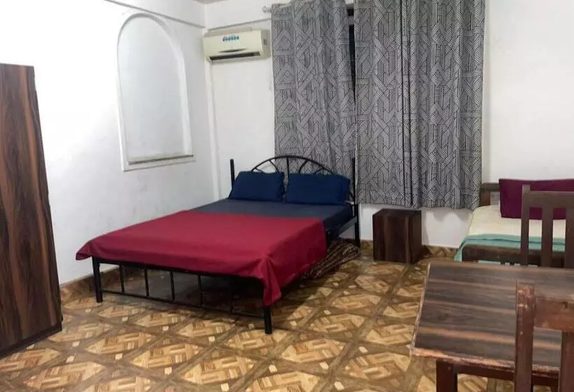 ホテル Royal 4bhk Private Villa