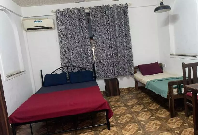 ホテル Royal 4bhk Private Villa
