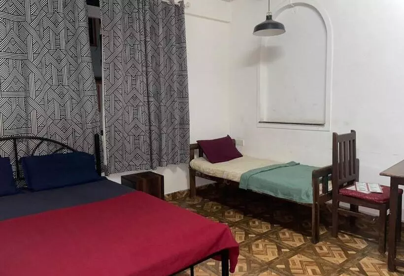 ホテル Royal 4bhk Private Villa