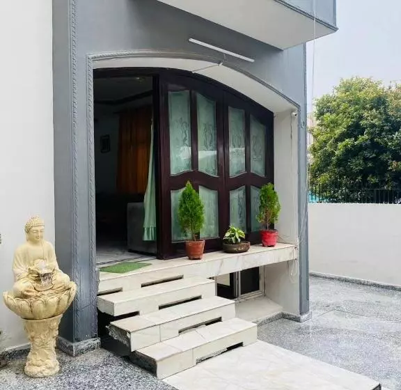 Hotelli Rs Corporate Suites