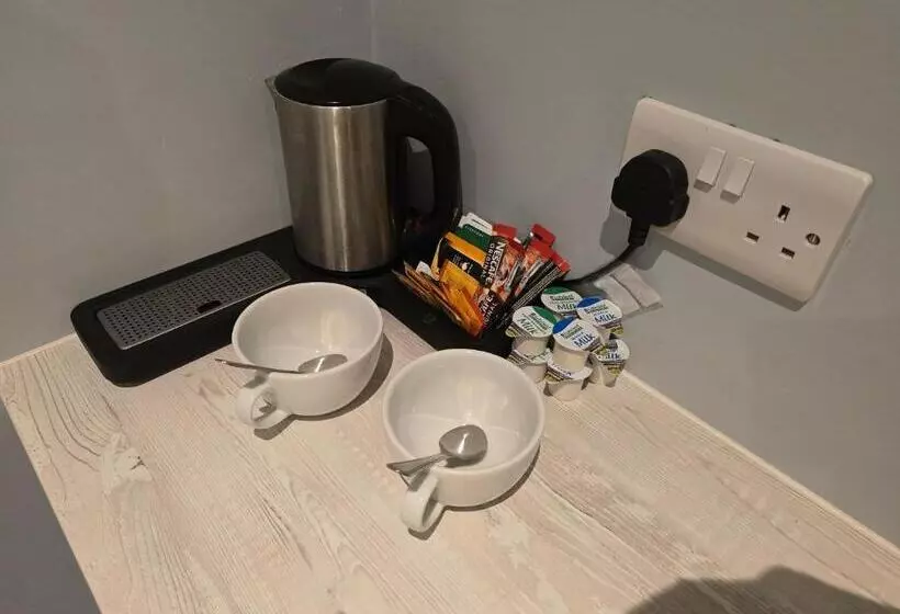 Hotelli The Woodmans Cottage