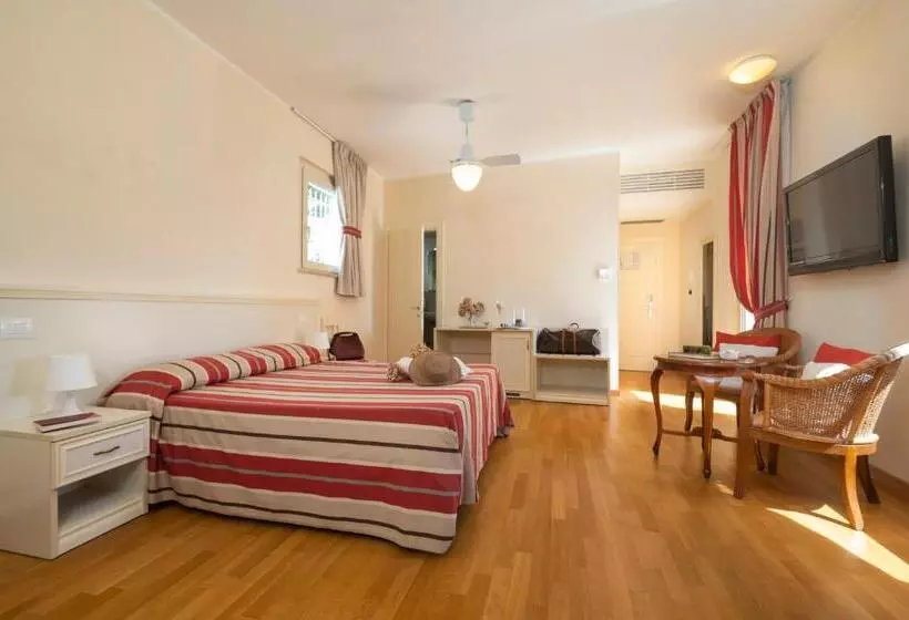 هتل Villa Sirena Numana