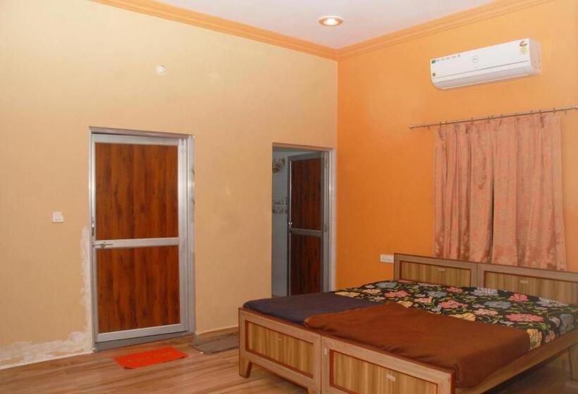 ホテル Yuvraj Nature Resort