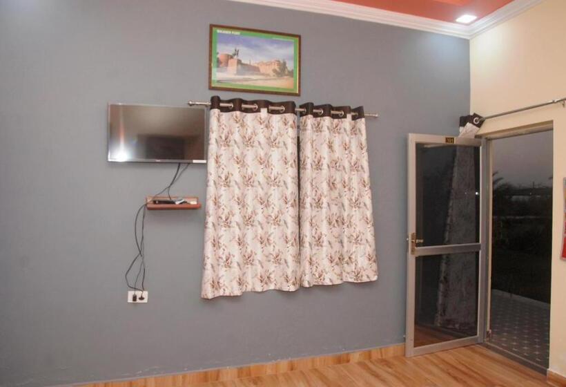 酒店 Yuvraj Nature Resort