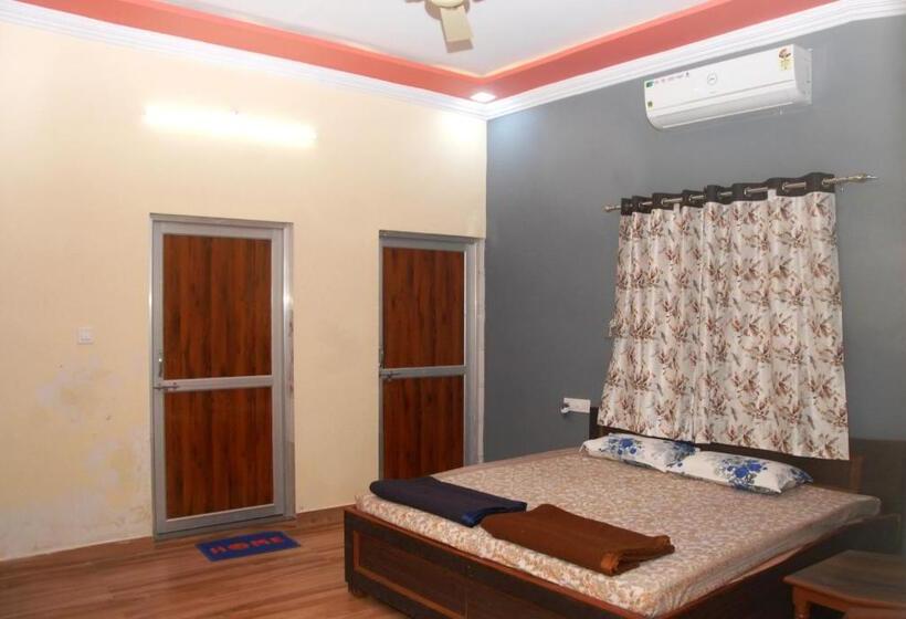 ホテル Yuvraj Nature Resort