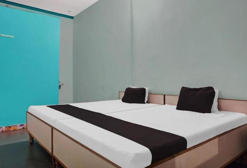 Oyo Sangameshwar Hotel & Lodging