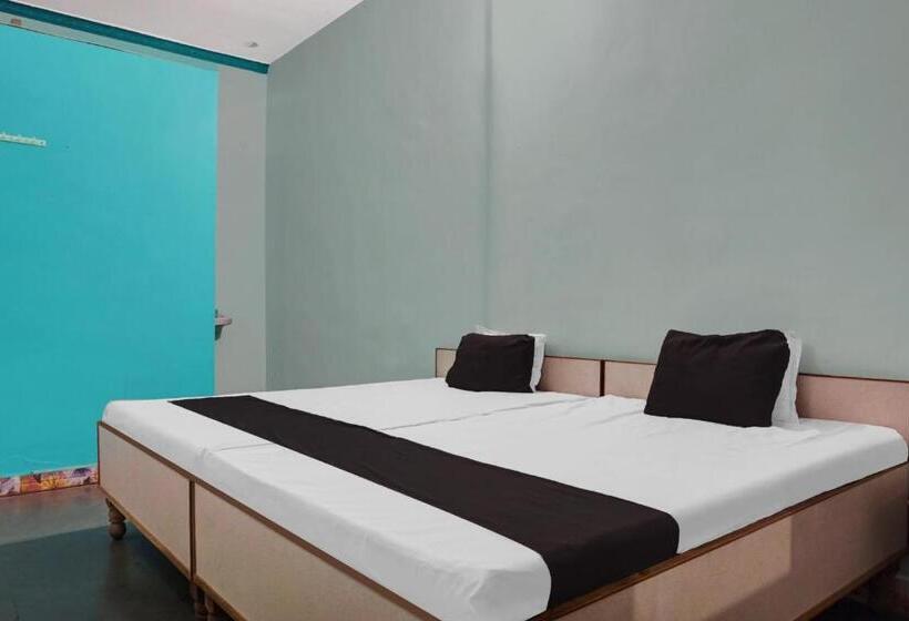 Oyo Sangameshwar Hotel & Lodging