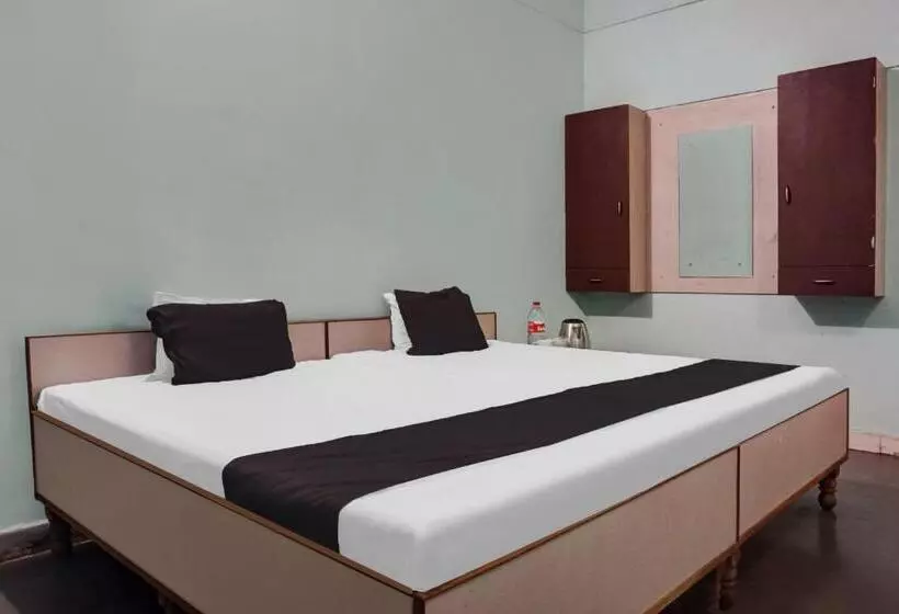 Oyo Sangameshwar Hotel & Lodging