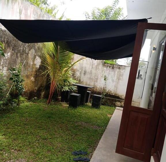 بنسيون Heaven Hill Guesthouse