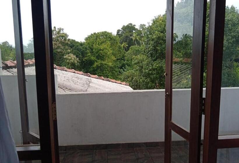 بنسيون Heaven Hill Guesthouse