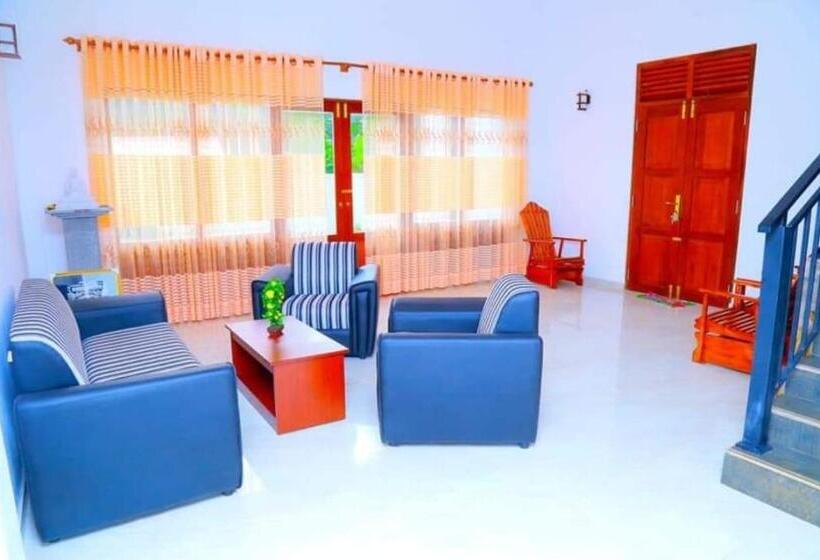 بنسيون Heaven Hill Guesthouse