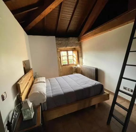 ベッドアンドブレックファースト Habitación Para 4 Personas En Casa De Campo. Baño Privado Y Balcón. Piscina