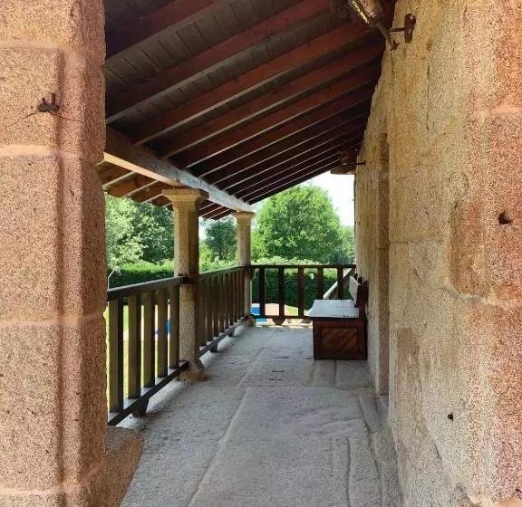 ベッドアンドブレックファースト Habitación Para 4 Personas En Casa De Campo. Baño Privado Y Balcón. Piscina