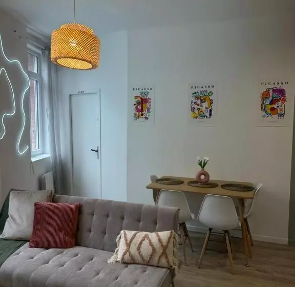 ベッドアンドブレックファースト La Chambre Jaune