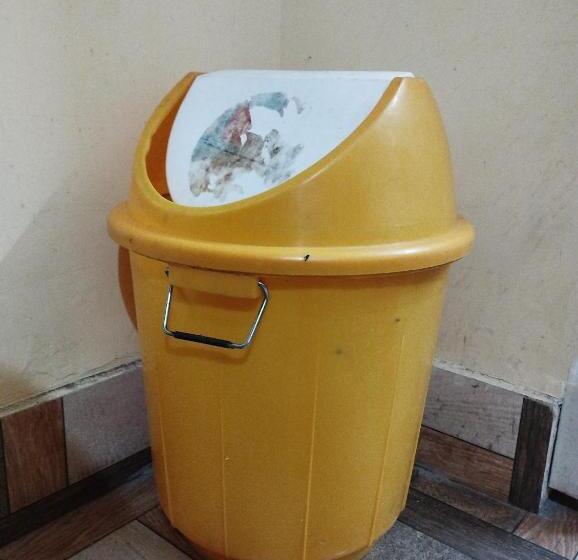 Hotel अधिकारी होटल