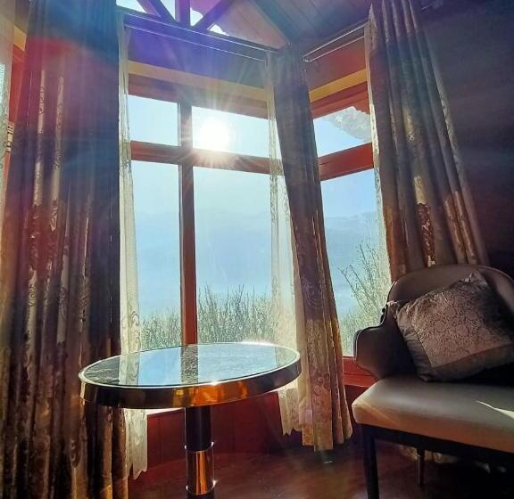 בית מלון כפרי Devku S Villa