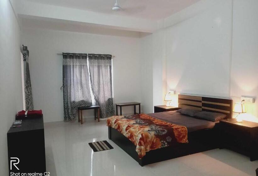 Отель O Shriya S Nirvana Inn