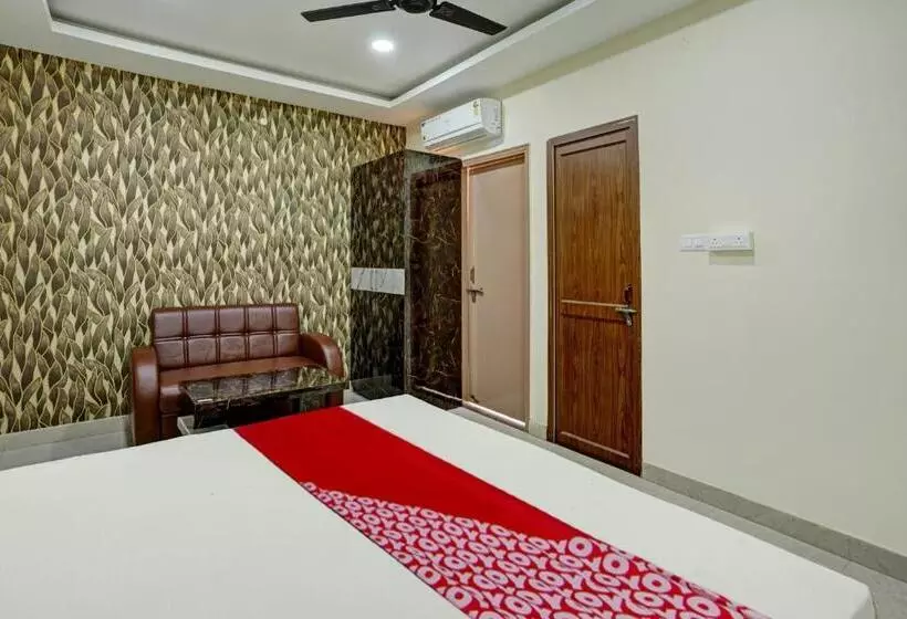 Oyo Flagship Hotel Luxury Inn
