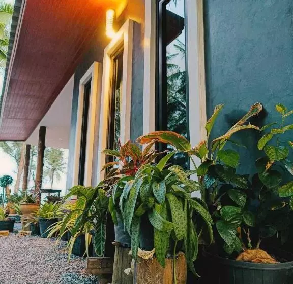 Majatalo บ้านระเบียงเลหลังสวน Room A