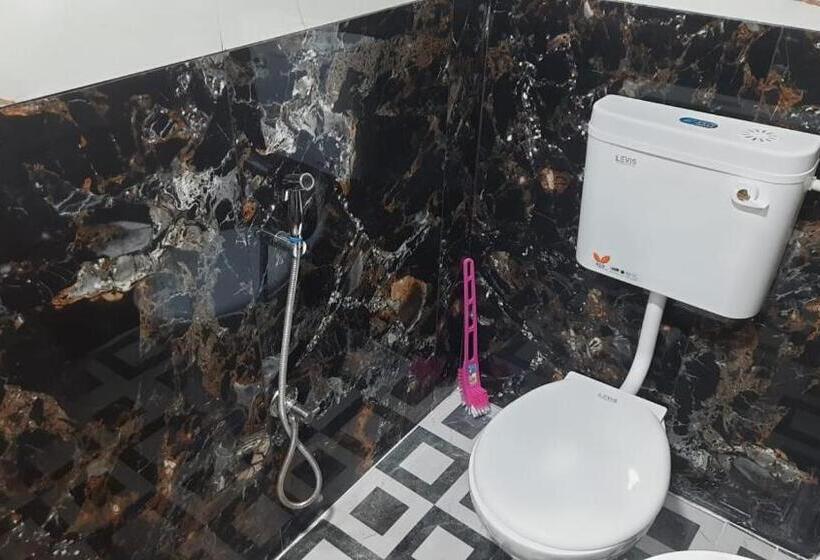 پانسیون Golden Guest House