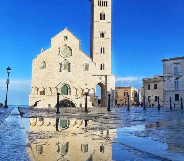 بنسيون Trani Rooms By Le Marinelle Loc Turistica