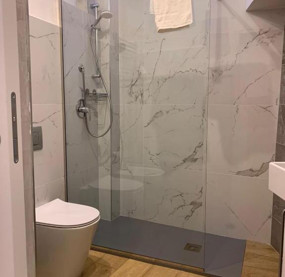 بنسيون Trani Rooms By Le Marinelle Loc Turistica