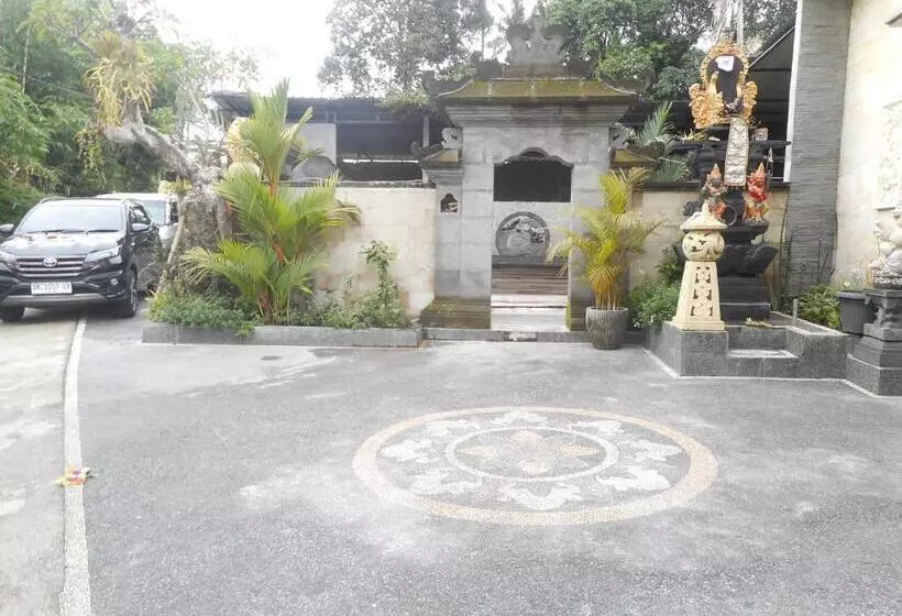 ペンション Suci Amerta Guest House