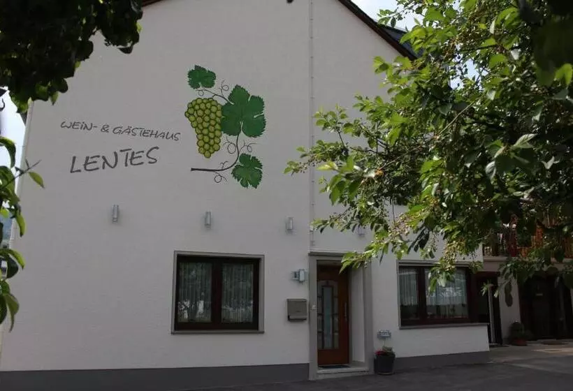 Majatalo Wein  Und Gästehaus Lentes