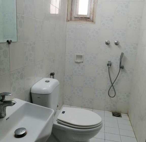 تختخواب و صبحانه Vorano Guest House