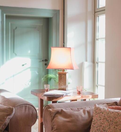 Tignum   übernachten Mit Historischem Flair