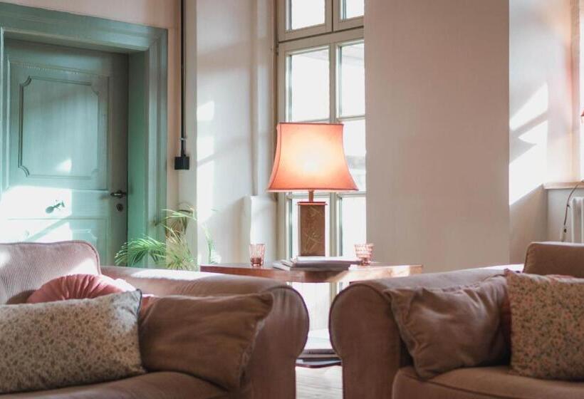 Tignum   übernachten Mit Historischem Flair