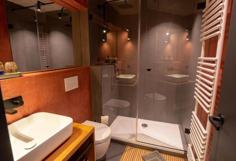 Tignum   übernachten Mit Historischem Flair