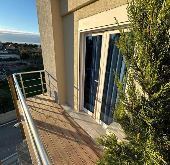 فندق Arial Lofts