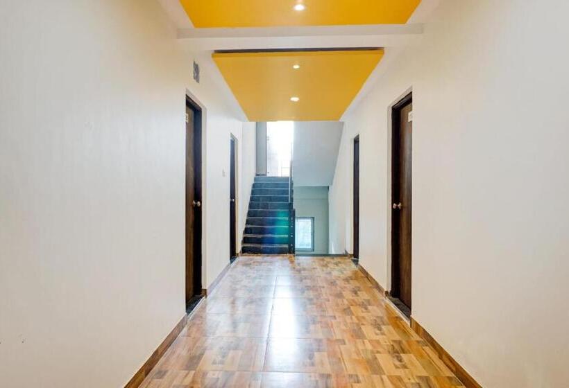 فندق Collection O Casa Inn