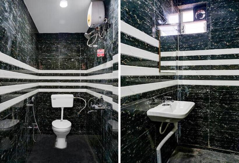 فندق Collection O Casa Inn