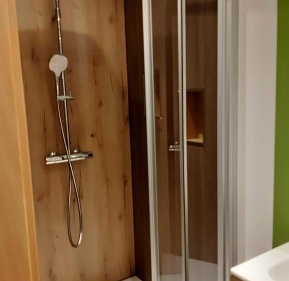 ホテル Ferienwohnungen Handwerger