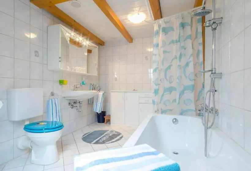 Hotelli Ferienwohnungen Handwerger