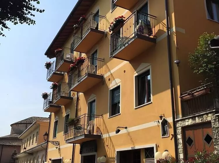 Hotelli Namia By Dori