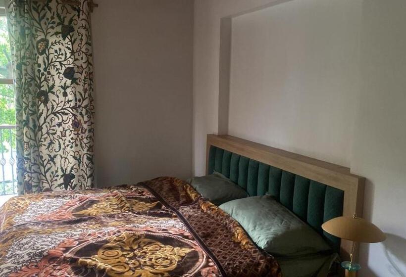 Hotel Zebervan Hill Side Retreat