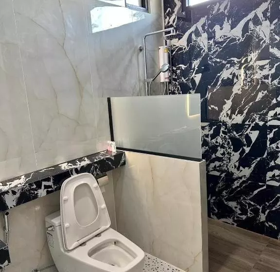 Motelli Phangnga Save House   เซฟเฮาส์พังงา