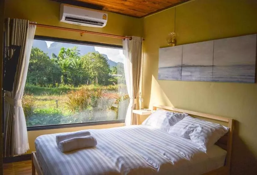 Motelli Phangnga Save House   เซฟเฮาส์พังงา