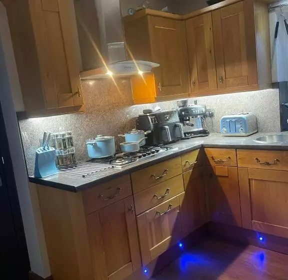 Majatalo Awel Y Trydan Guest House