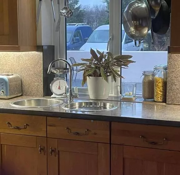 Majatalo Awel Y Trydan Guest House