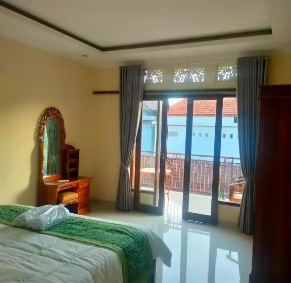 Majatalo Karmila House