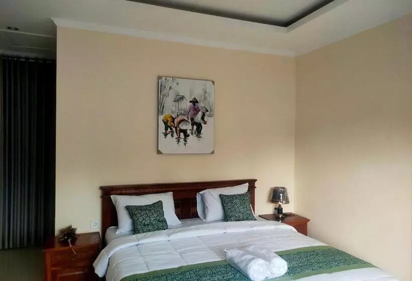 Majatalo Karmila House