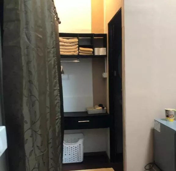 Majatalo Nine Guesthouse