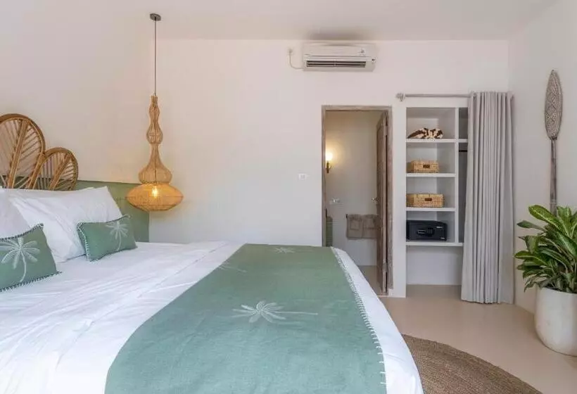 Majatalo Riyuri Guesthouse
