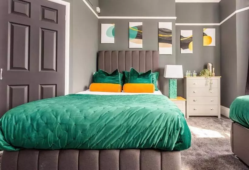 Majatalo Room 04   Sandhaven Rooms Triple