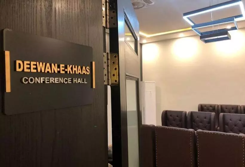 Rt Grace Royal Taj Hotel Sukkur